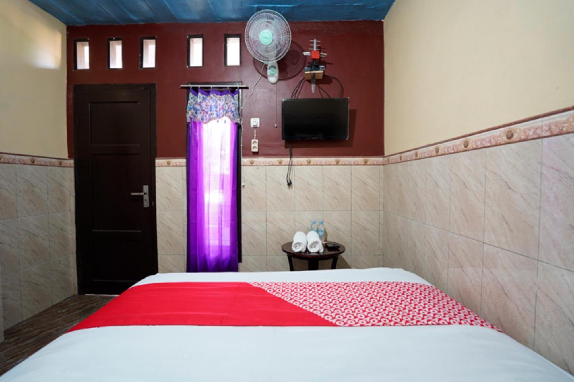 Oyo 927 Carina Hotel Claket Exterior foto
